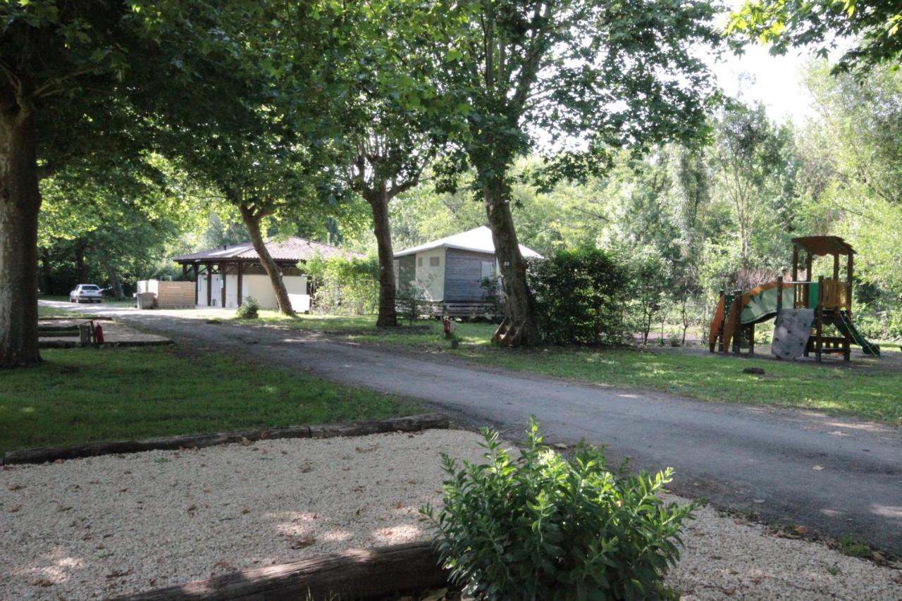 Camping L'Ilot Du Chail Sansais Экстерьер фото